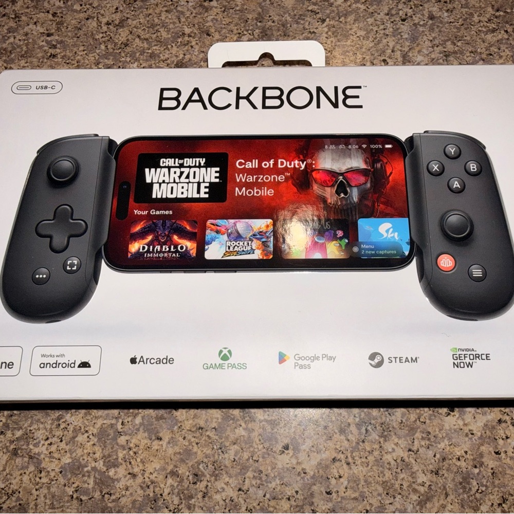 Backbone mobile gaming controller - usb-c